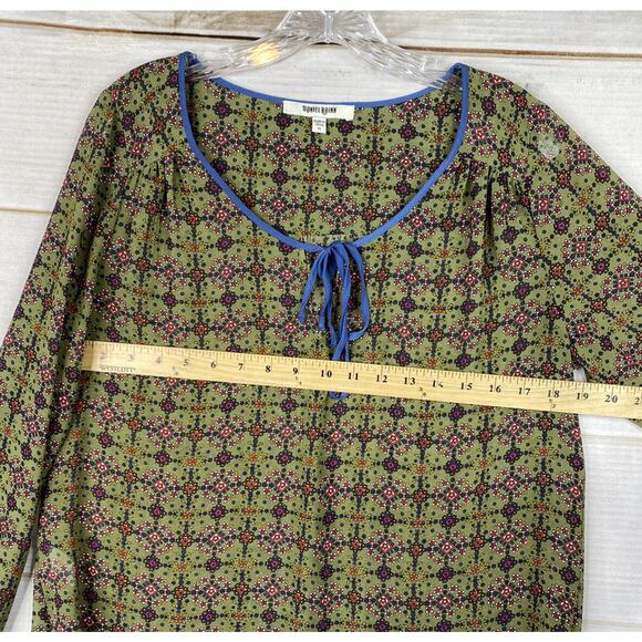 Anthropologie Daniel Rainn Top Womens M Green Medallion Keyhole Sheer Roll Tab - Picture 7 of 10